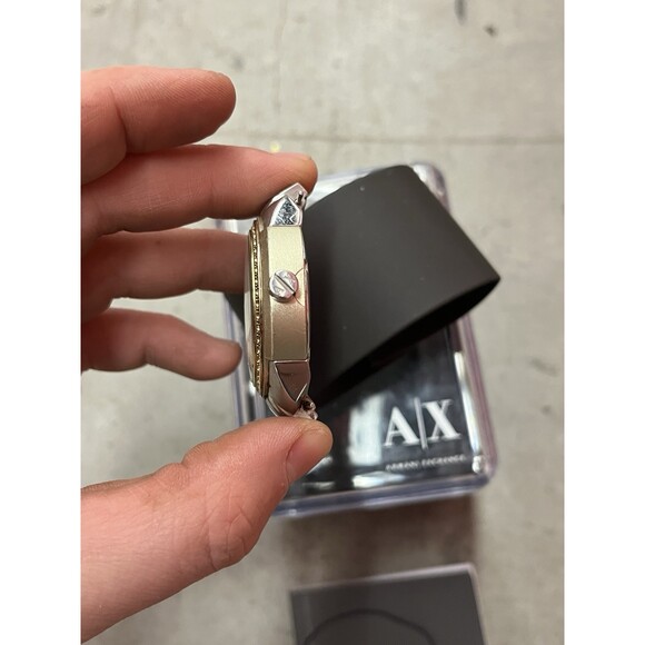 Armani Exchange Women's Analog Silver Dial Watch - AX5023 - Date - Authentic NOS - Picture 6 of 7